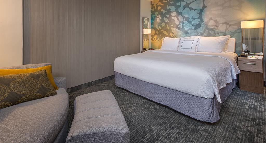 Courtyard By Marriott Youngstown Canfield Exterior foto