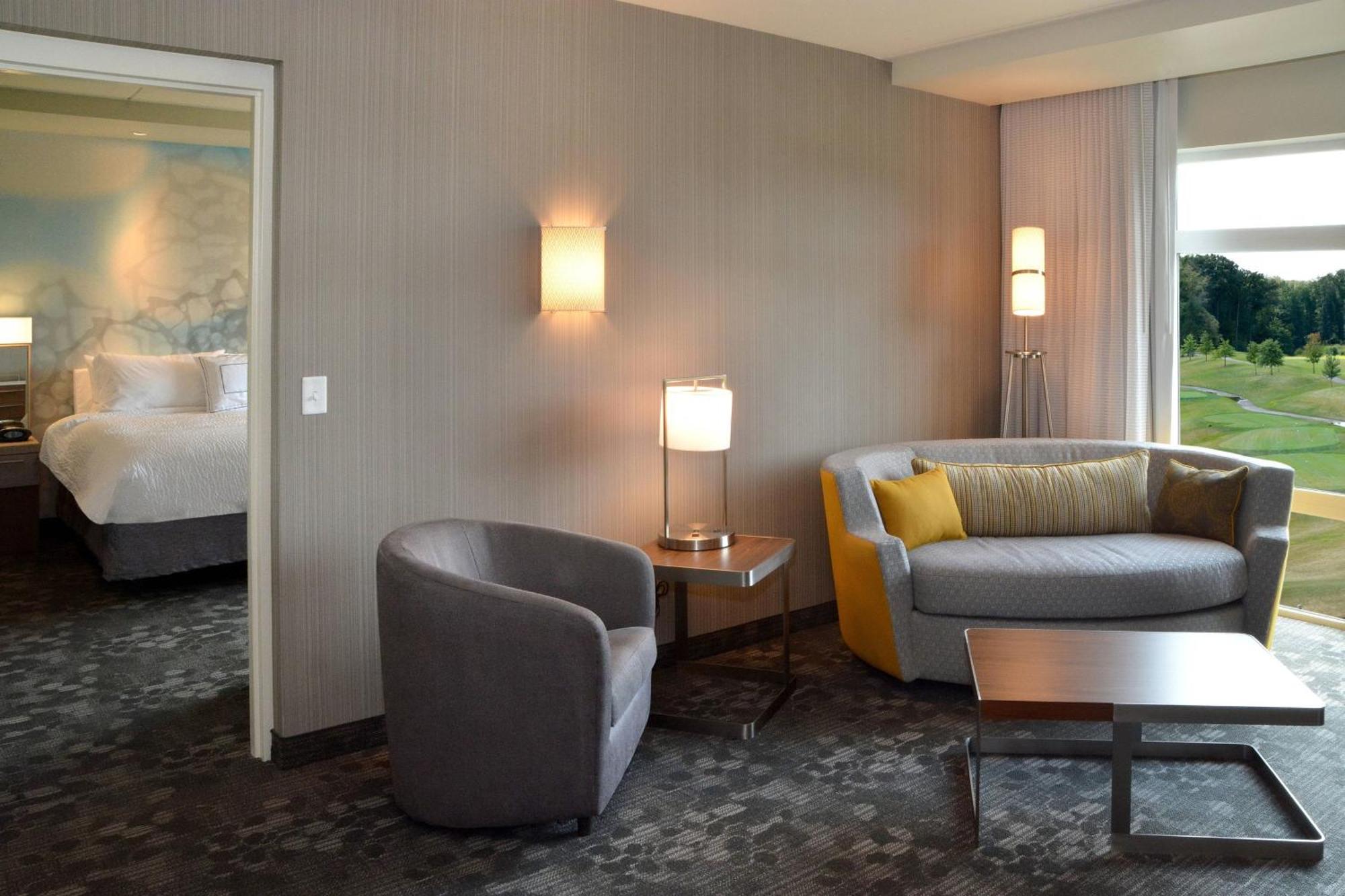 Courtyard By Marriott Youngstown Canfield Exterior foto